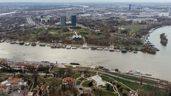 Kalemegdanska tvrđava iz vazduha u letnjem danu