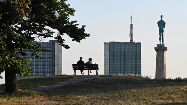 Knez Mihailova ulica, pešačka zona i arhitektura